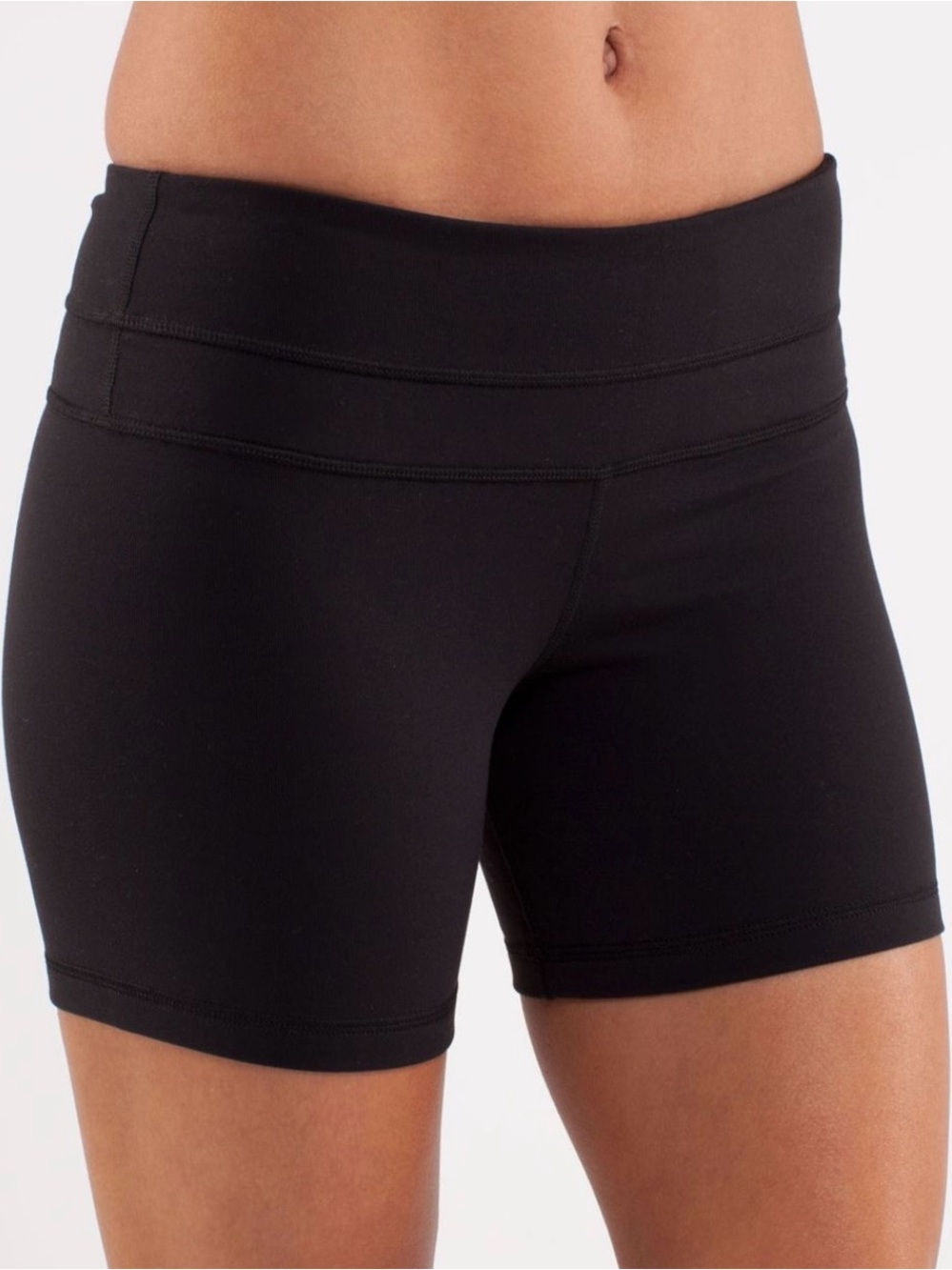 Y2K lululemon groove short black 5" yoga athletic size 6
